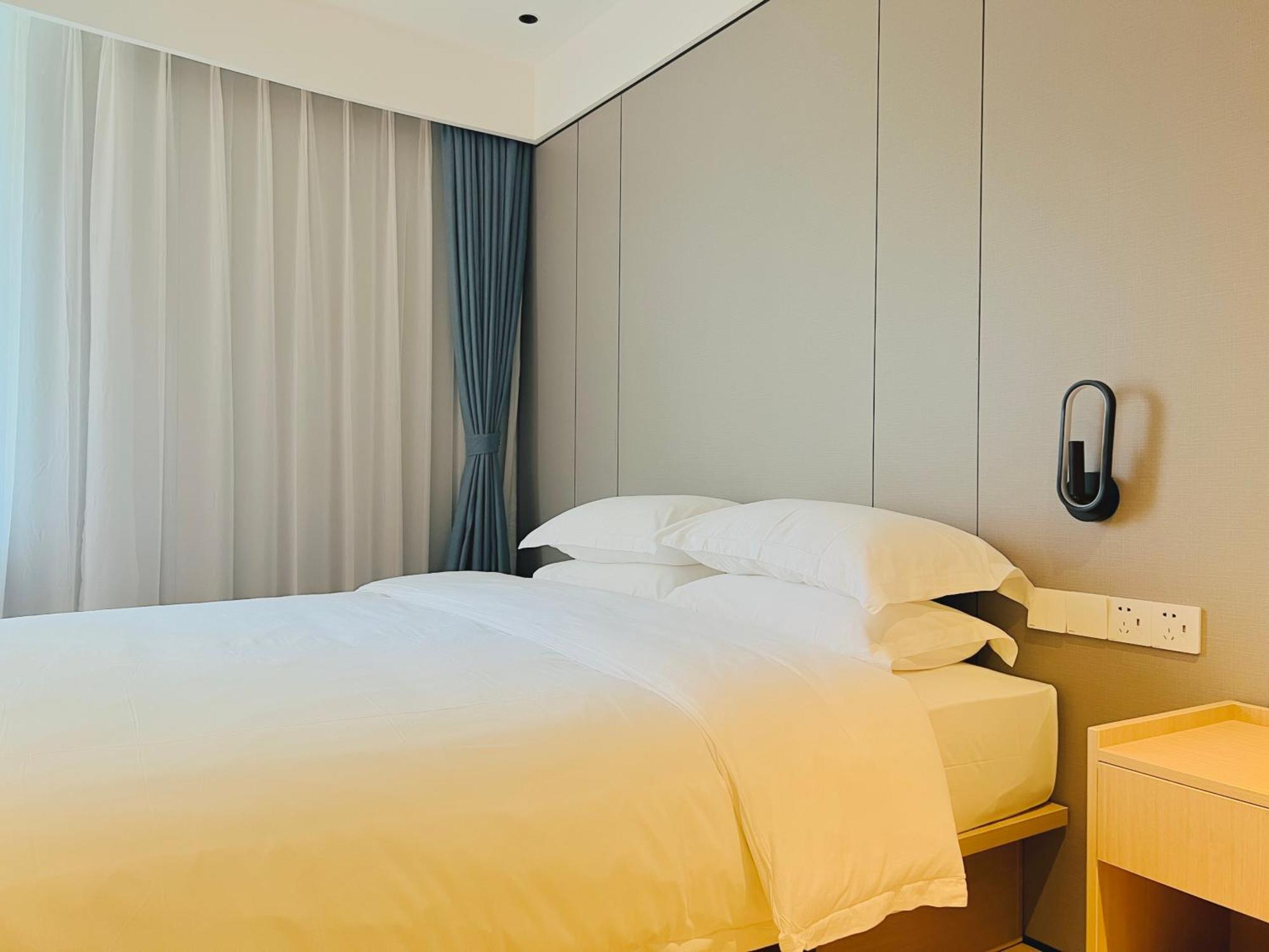 Dayin Garden Hotel -Near People'S Square & Nanjing Road-Large Social Area -Bar -Cafe -Gym -Free Laundry Luggage Storage -24H Front Desk-English Service Shanghai Exterior photo