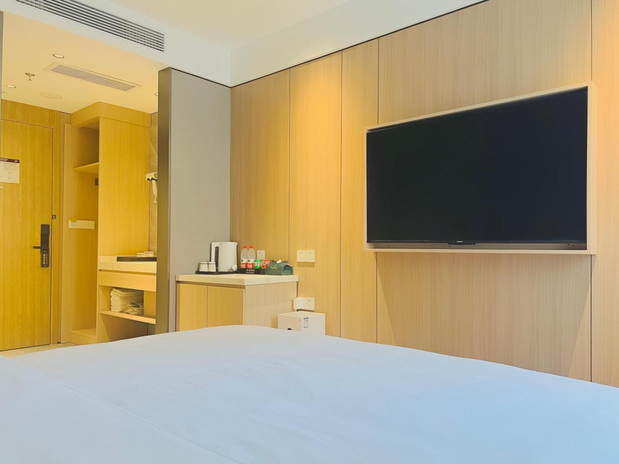 Dayin Garden Hotel -Near People'S Square & Nanjing Road-Large Social Area -Bar -Cafe -Gym -Free Laundry Luggage Storage -24H Front Desk-English Service Shanghai Exterior photo