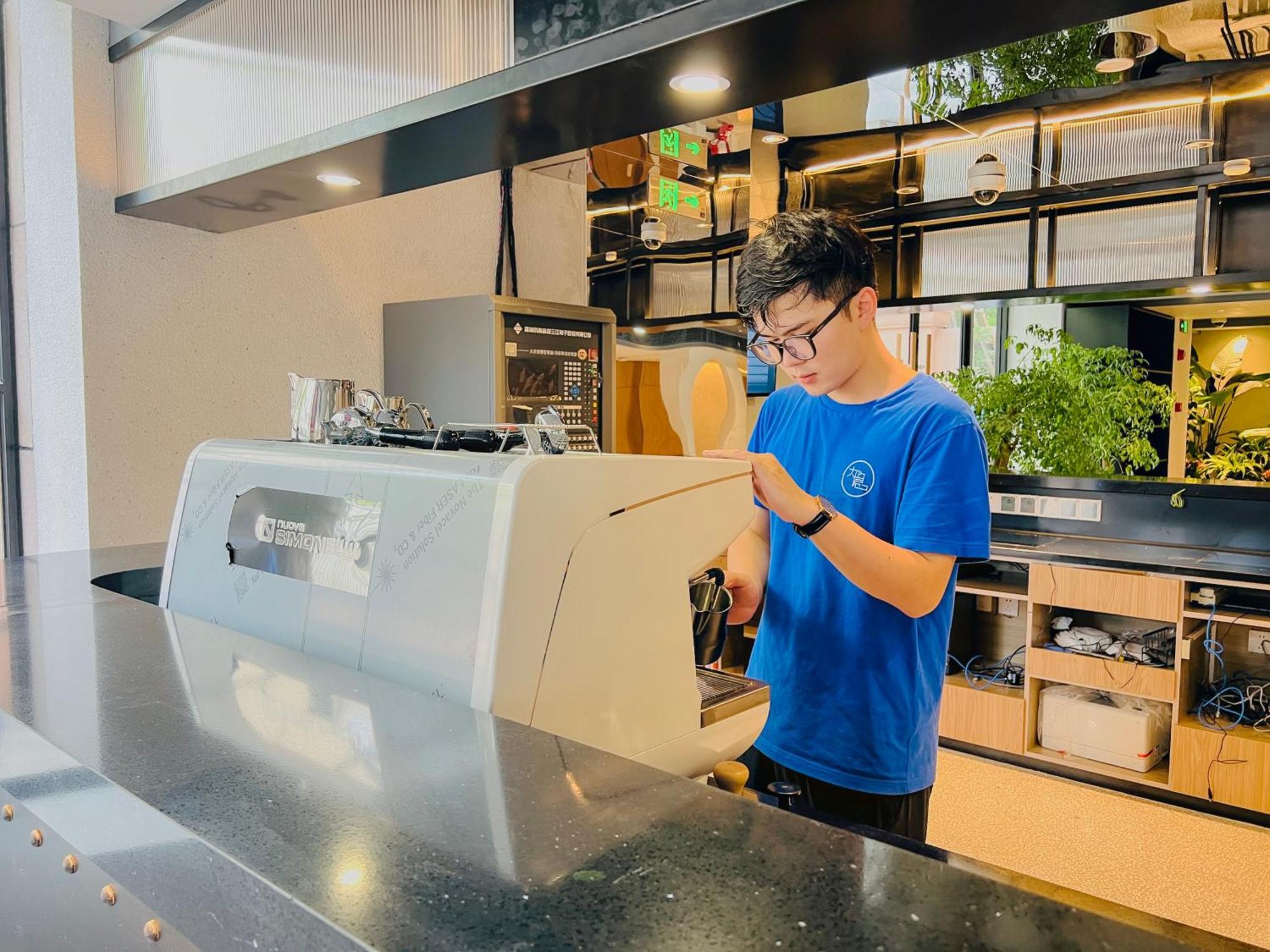 Dayin Garden Hotel -Near People'S Square & Nanjing Road-Large Social Area -Bar -Cafe -Gym -Free Laundry Luggage Storage -24H Front Desk-English Service Shanghai Exterior photo