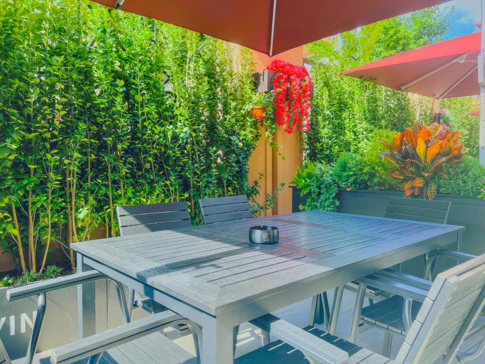 Dayin Garden Hotel -Near People'S Square & Nanjing Road-Large Social Area -Bar -Cafe -Gym -Free Laundry Luggage Storage -24H Front Desk-English Service Shanghai Exterior photo