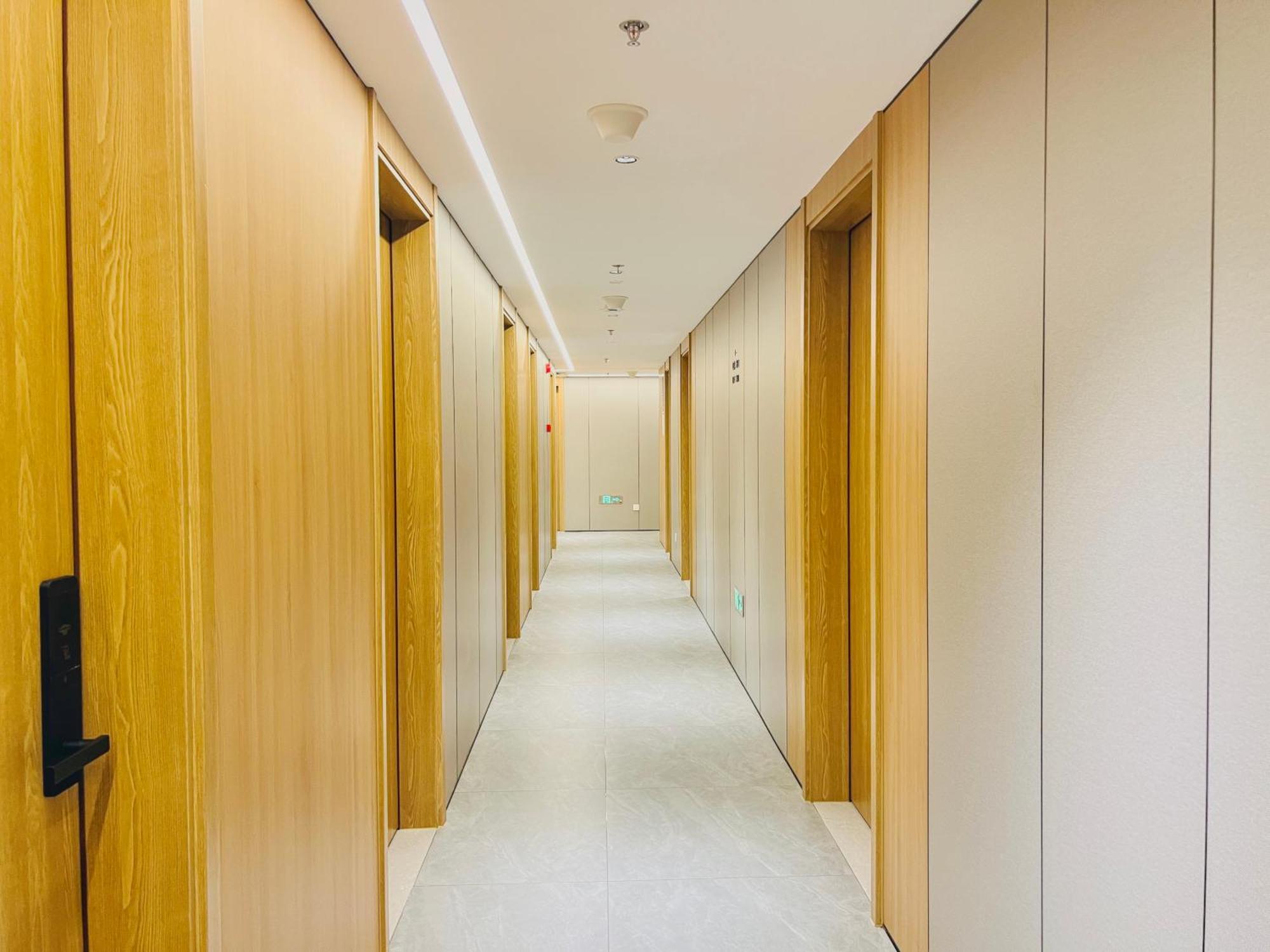 Dayin Garden Hotel -Near People'S Square & Nanjing Road-Large Social Area -Bar -Cafe -Gym -Free Laundry Luggage Storage -24H Front Desk-English Service Shanghai Exterior photo