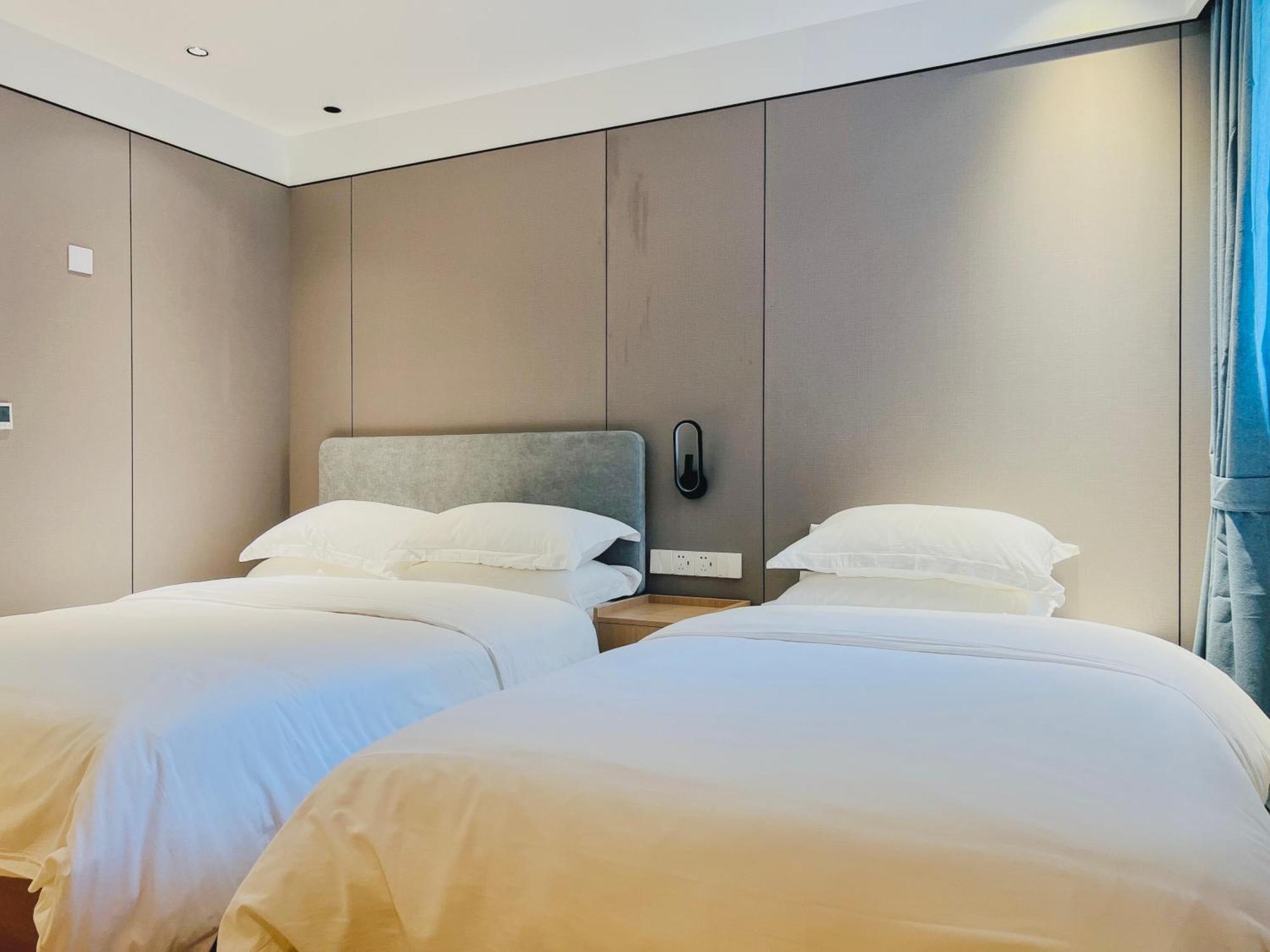 Dayin Garden Hotel -Near People'S Square & Nanjing Road-Large Social Area -Bar -Cafe -Gym -Free Laundry Luggage Storage -24H Front Desk-English Service Shanghai Exterior photo