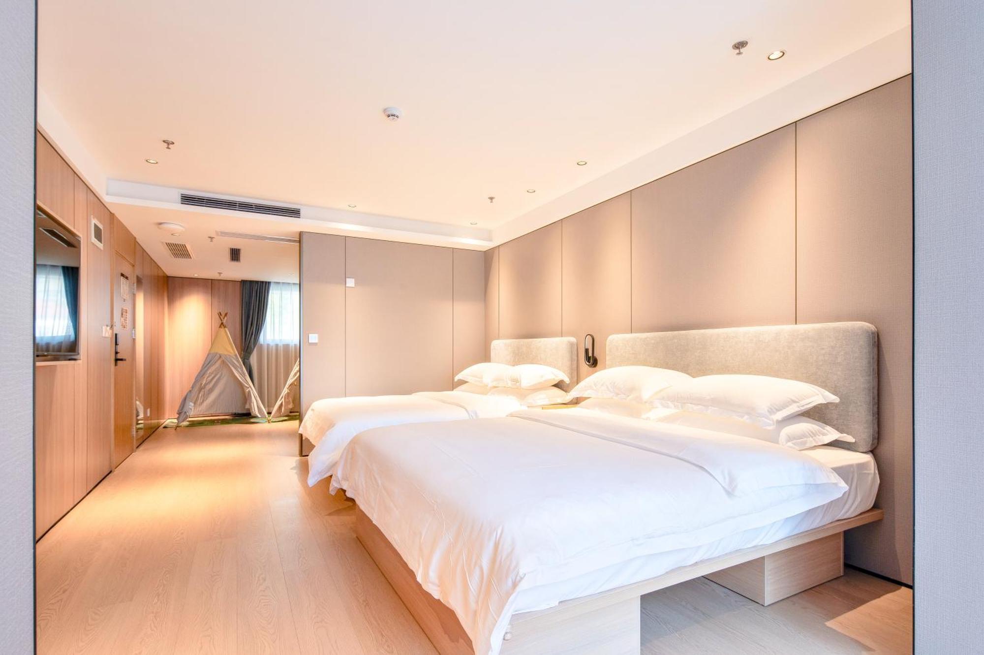 Dayin Garden Hotel -Near People'S Square & Nanjing Road-Large Social Area -Bar -Cafe -Gym -Free Laundry Luggage Storage -24H Front Desk-English Service Shanghai Exterior photo